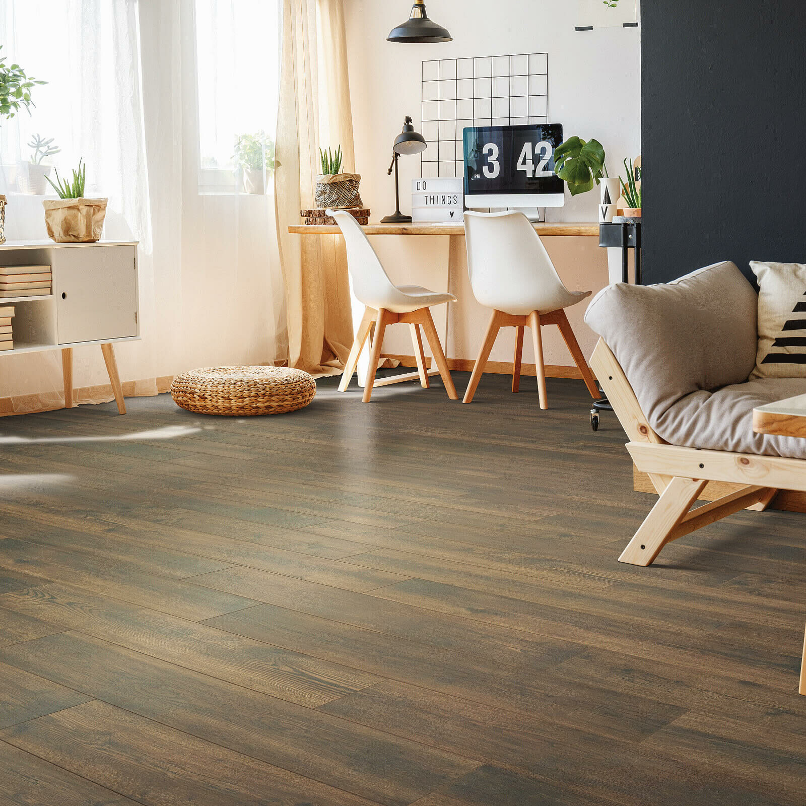 Laminate Flooring | Carpet Plus